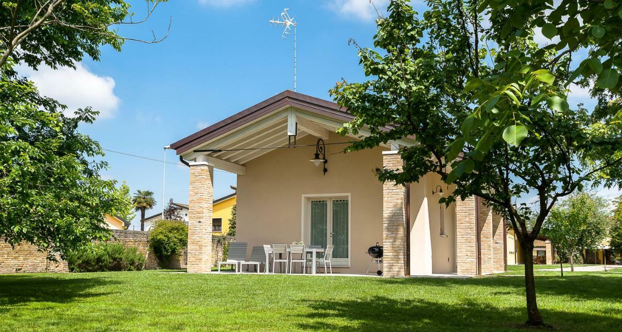 Particolari Del Brenta Apartment Oriago Di Mira Exterior photo